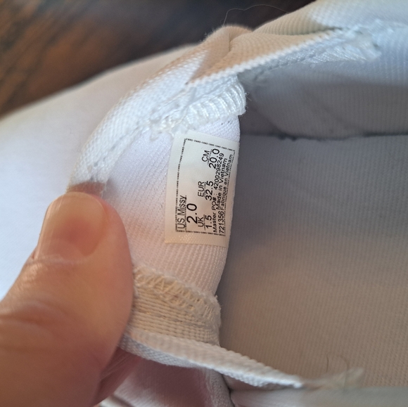 Vans - Picture 5 of 6